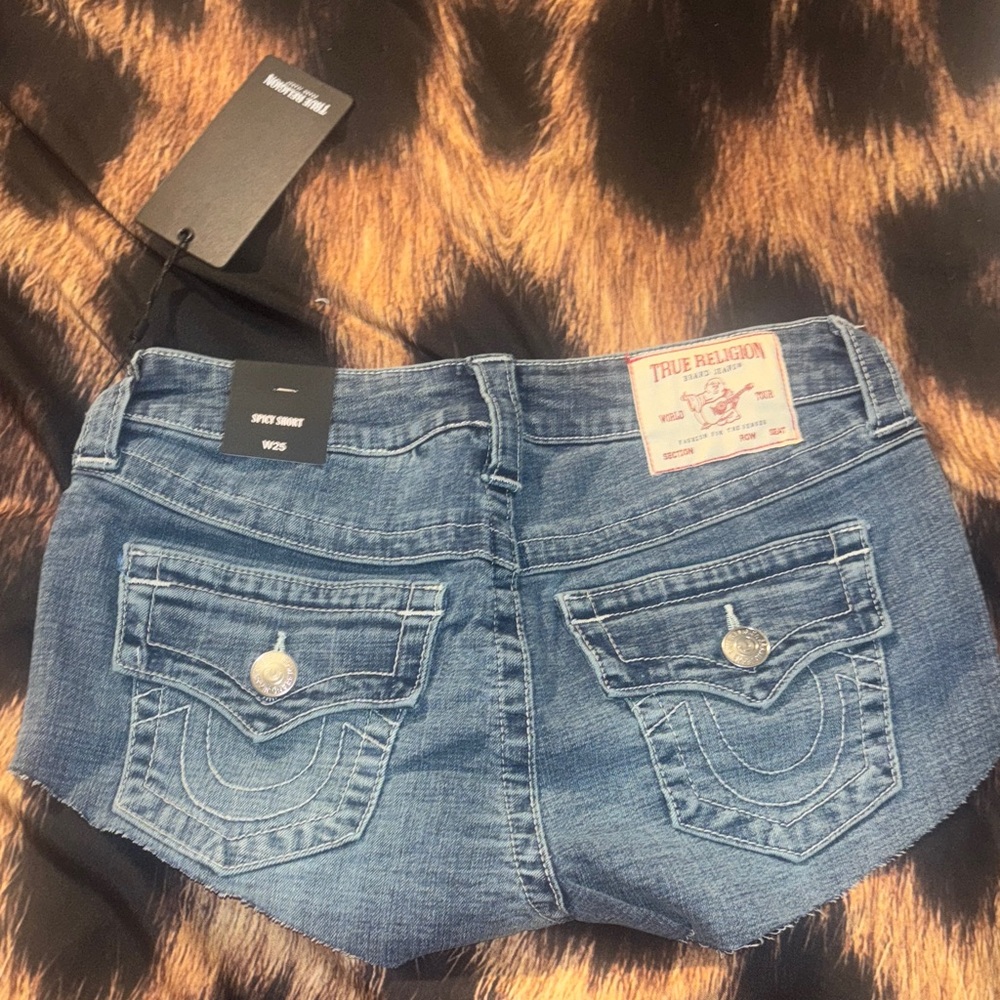 True Religion Women's SPICY MID RISE FLAP SHORT